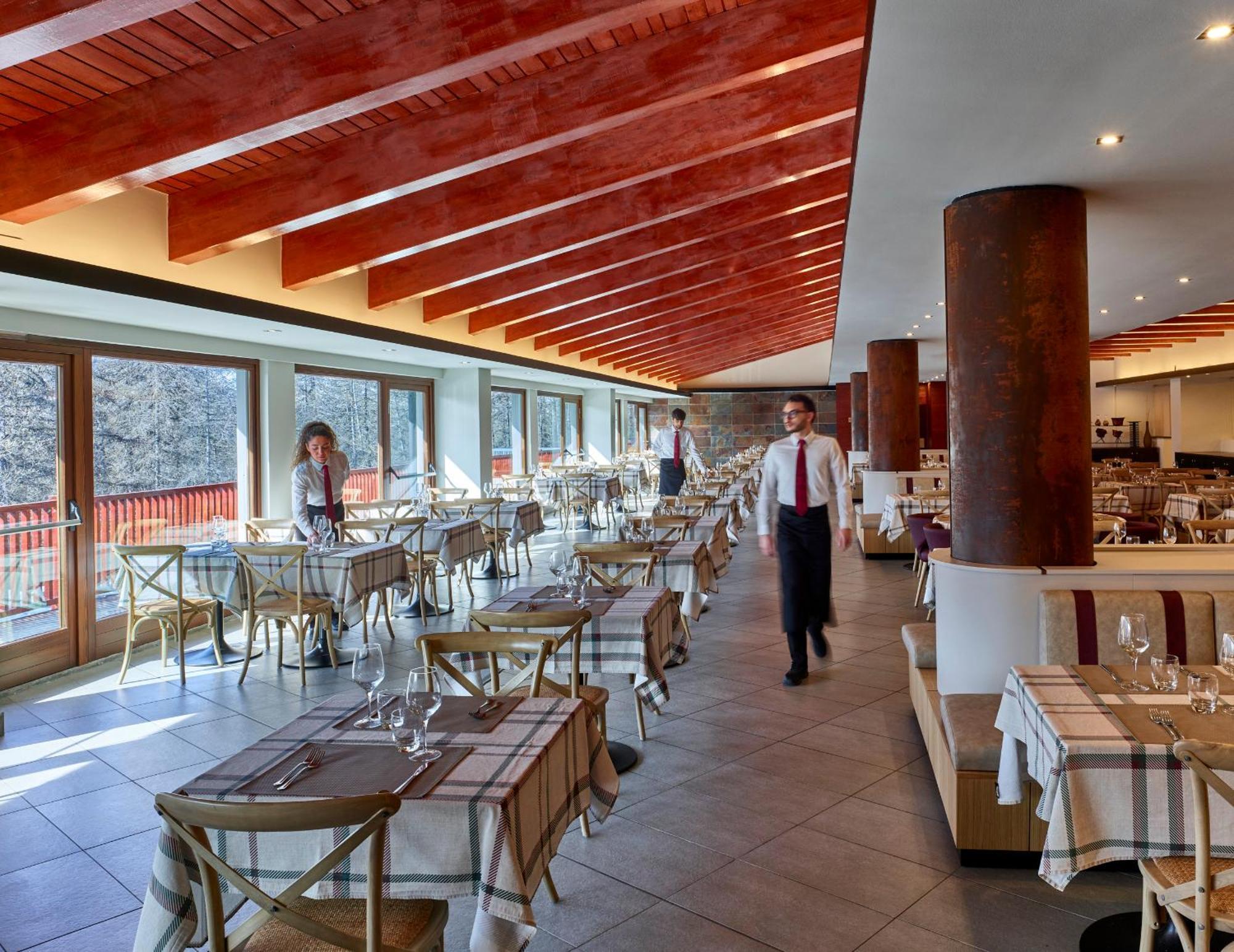 Hotel Sansicario Majestic Cesana Torinese Dış mekan fotoğraf