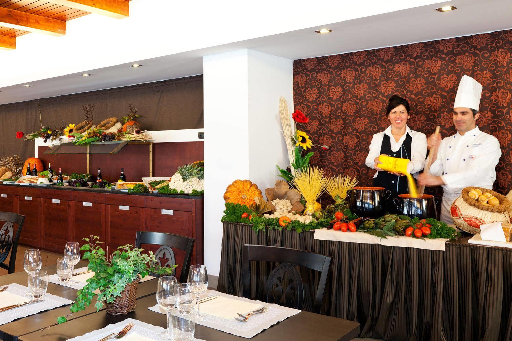 Hotel Sansicario Majestic Cesana Torinese Dış mekan fotoğraf